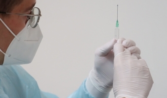 54-Jähriger rastet in Kaufbeurer Impfzentrum aus - 