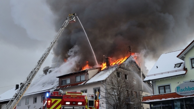 Foto: Drei Großbrände an einem Wochenende im Allgäu - Brandstiftung? - 